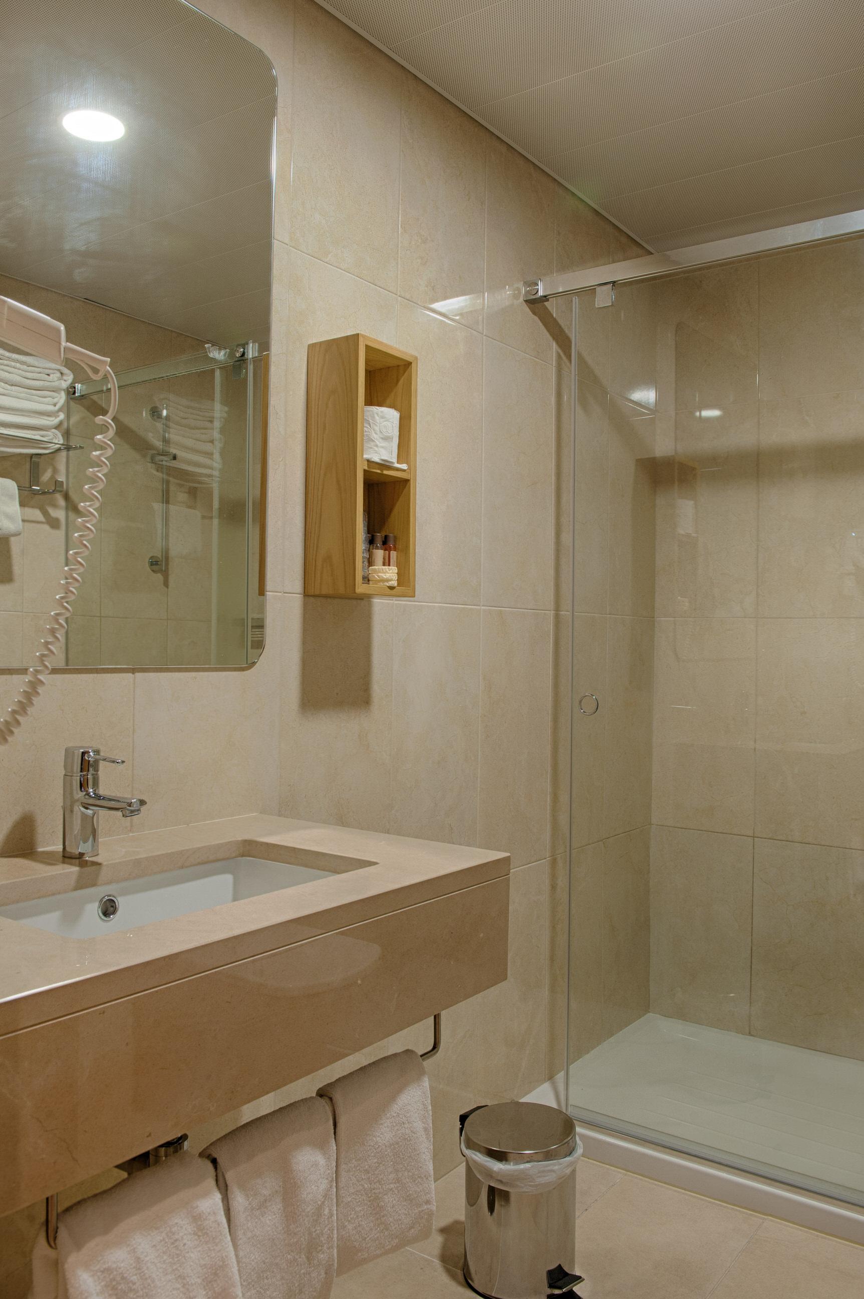 Hotel Oslo Coimbra Luaran gambar