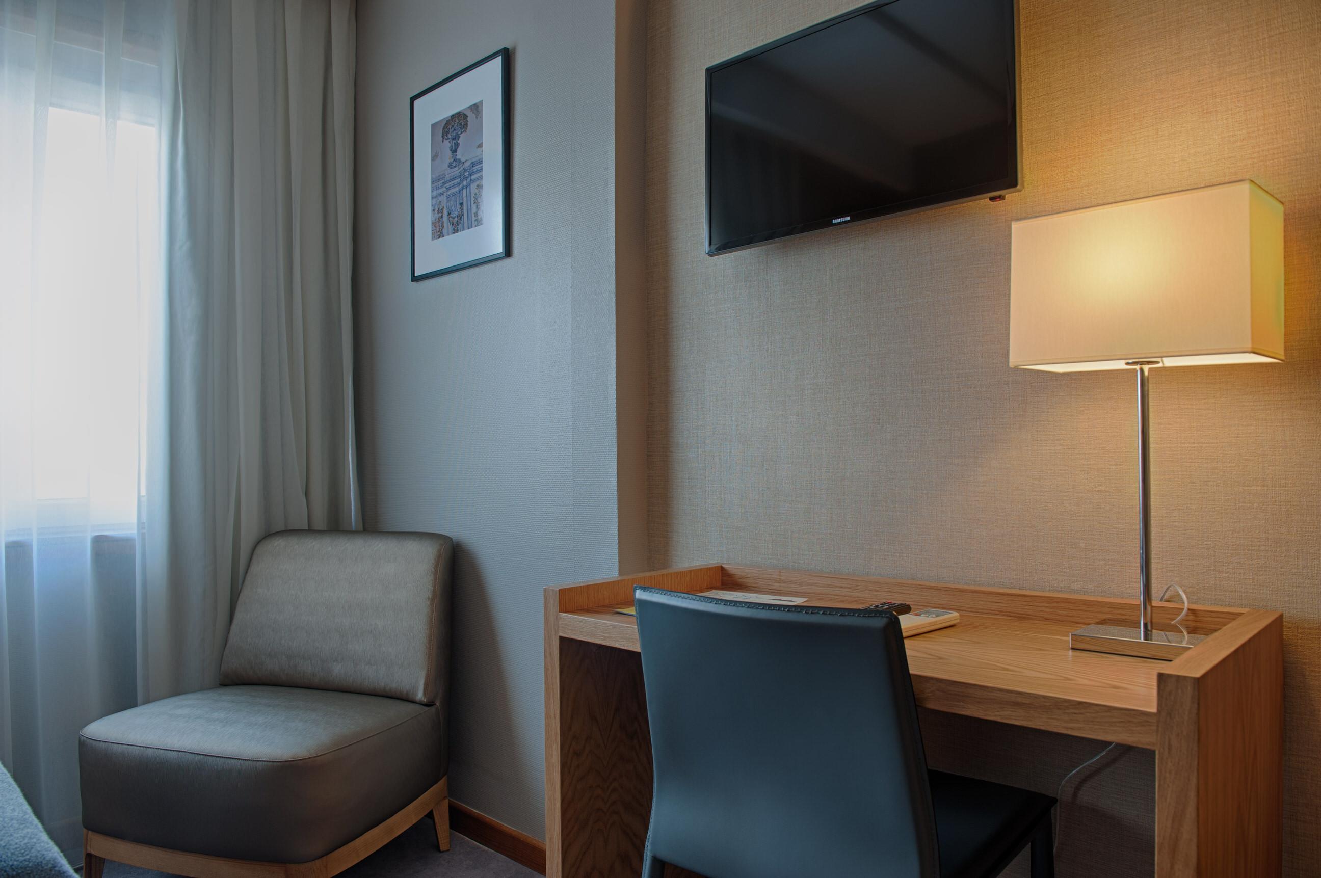 Hotel Oslo Coimbra Luaran gambar